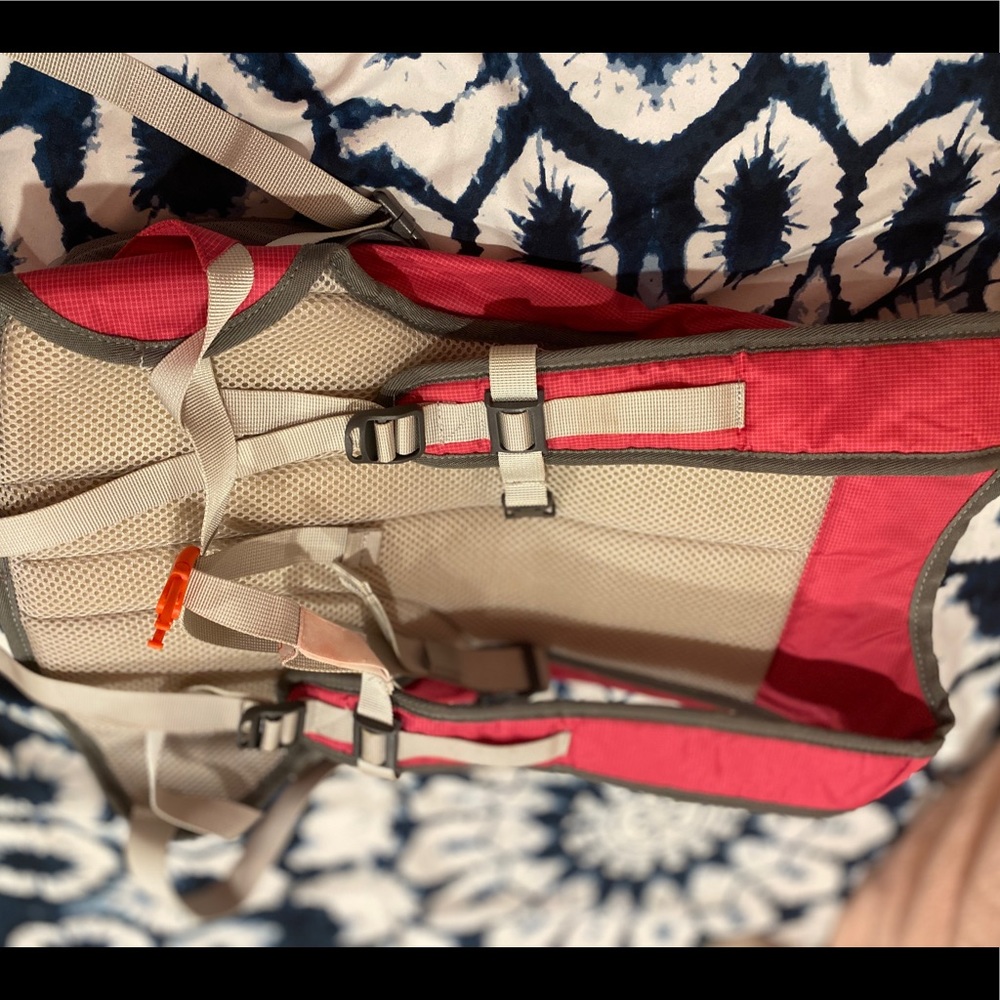 Ski/Hike/Sports Backpack - Picture 4 of 4